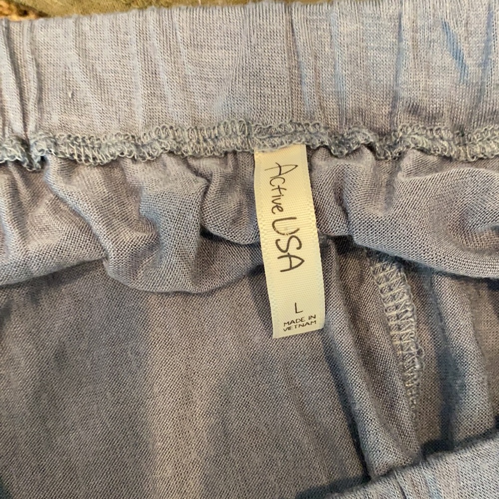 FIVE tops various brands - Picture 3 of 7